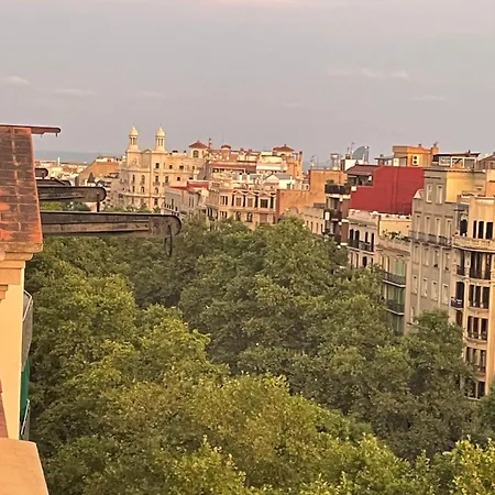 3Br Apartment 100M2 Private Terrace In Eixample *