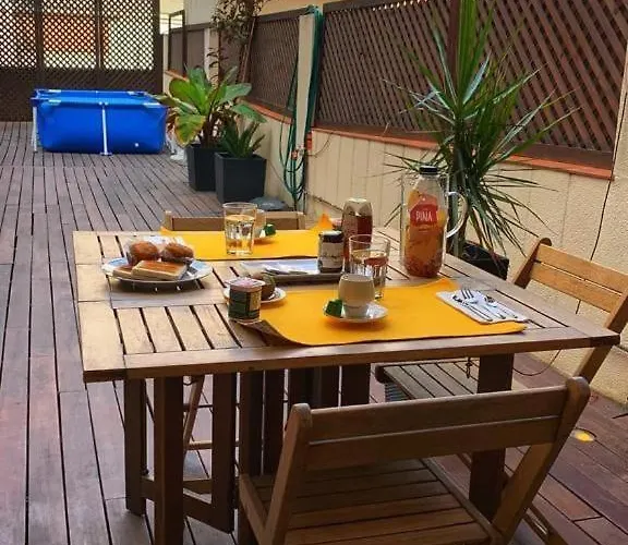 Daire Unique With Large Terrace & Pool *