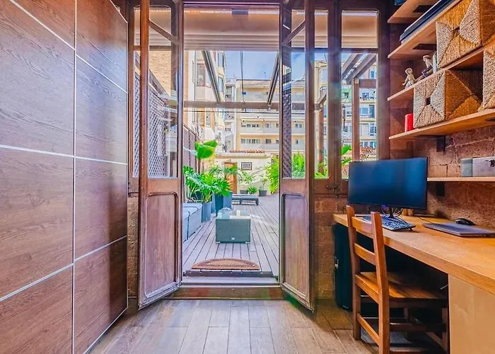 Daire Unique With Large Terrace & Pool *