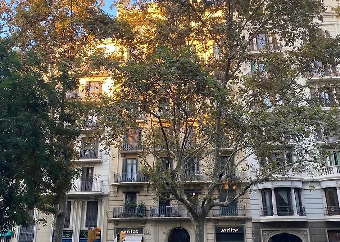 Unique With Large Terrace & Pool Daire Barselona